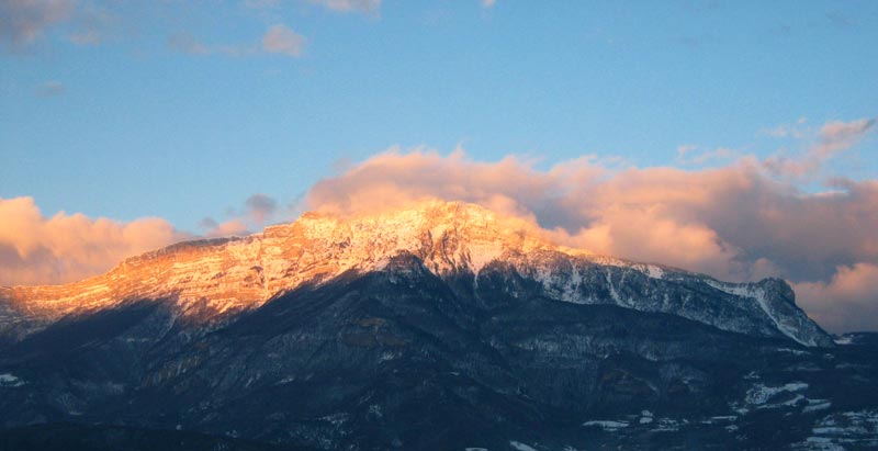 Alpy nad Grenoblem (F) / The Alps above Grenoble (F)