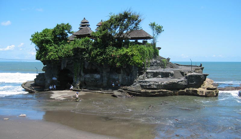 Chrám Tanah Lot / Tanah Lot temple (Bali, RI)