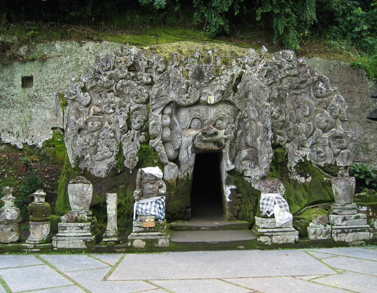 Chrám Sloní jeskyně u Bedulu / Elephant Cave Temple near Bedulu (Bali, RI)