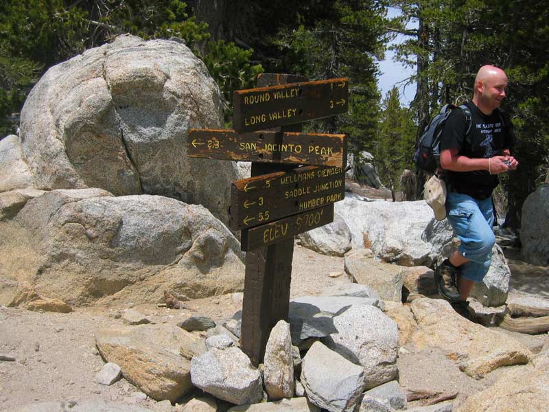 Adam na místě, kde jsme vzdali výstup na San Jacinto Peak (California, USA) / Adam on the place where we gave up our hike to San Jacinto Peak (California, USA)