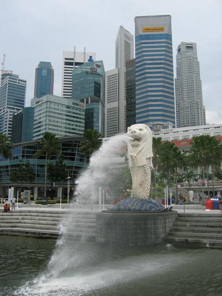 Centrum Singapuru a socha Merliona (SGP) / Downtown Singapore and Merlion statue (SGP)