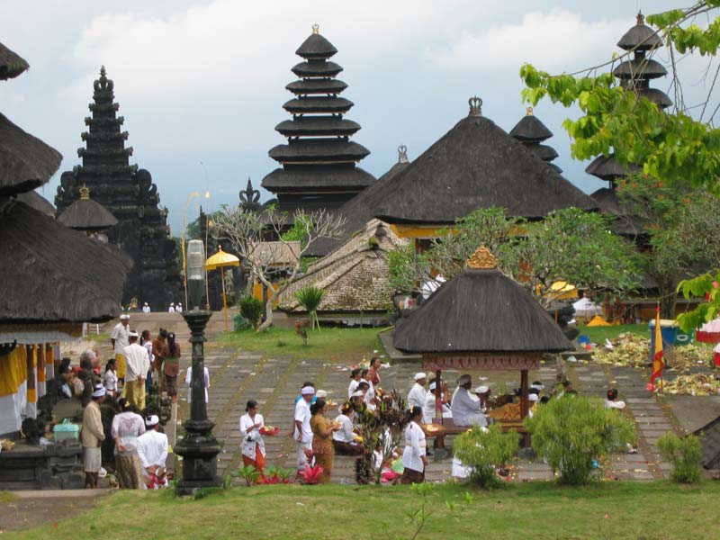 Chrám Besakih (Bali, RI) / Besakih temple (Bali, RI)