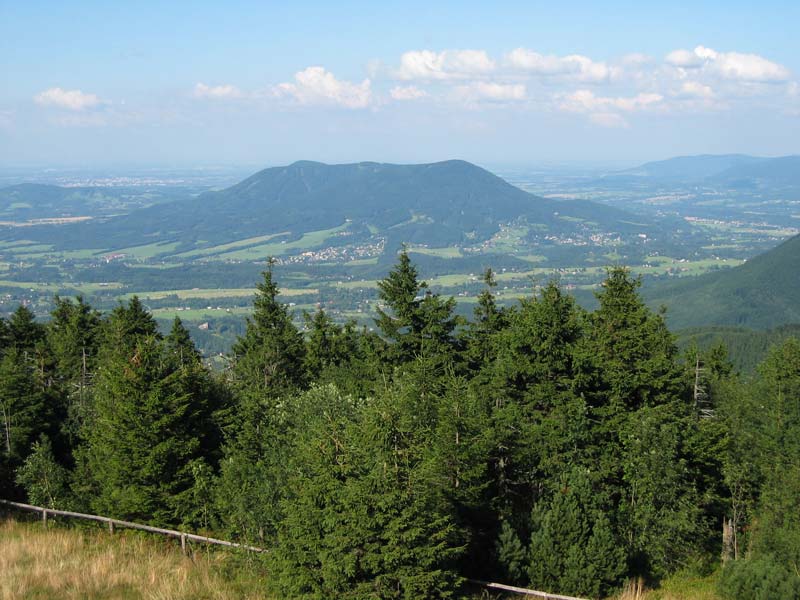 Výhled na Ondřejník z Radhoště / A view of Ondřejník from Radhošť